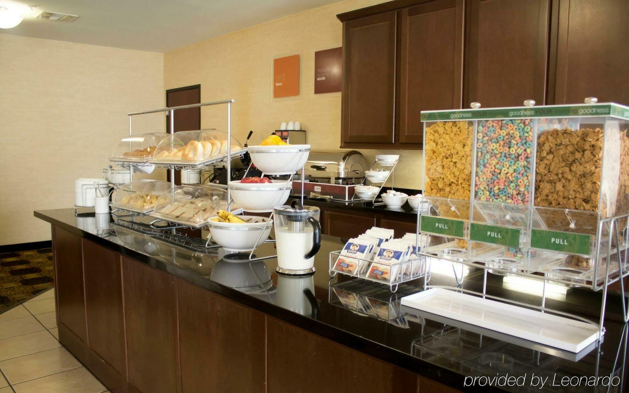 Hotel Comfort North - Stone Oak